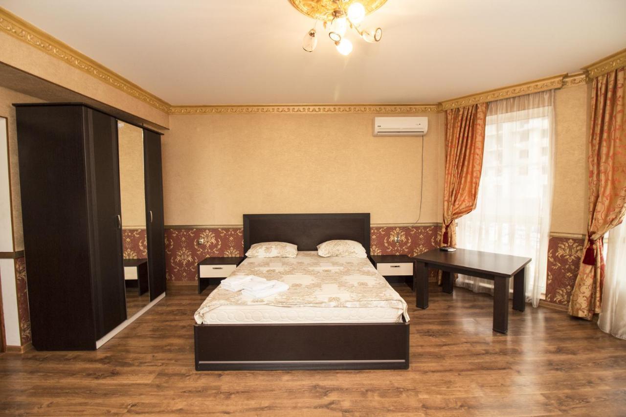 Apartment Pervomayskaya 15 Pyatigorsk Dış mekan fotoğraf